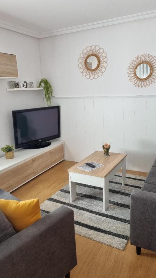 La Casa De Carolina Villa Onis ภายนอก รูปภาพ